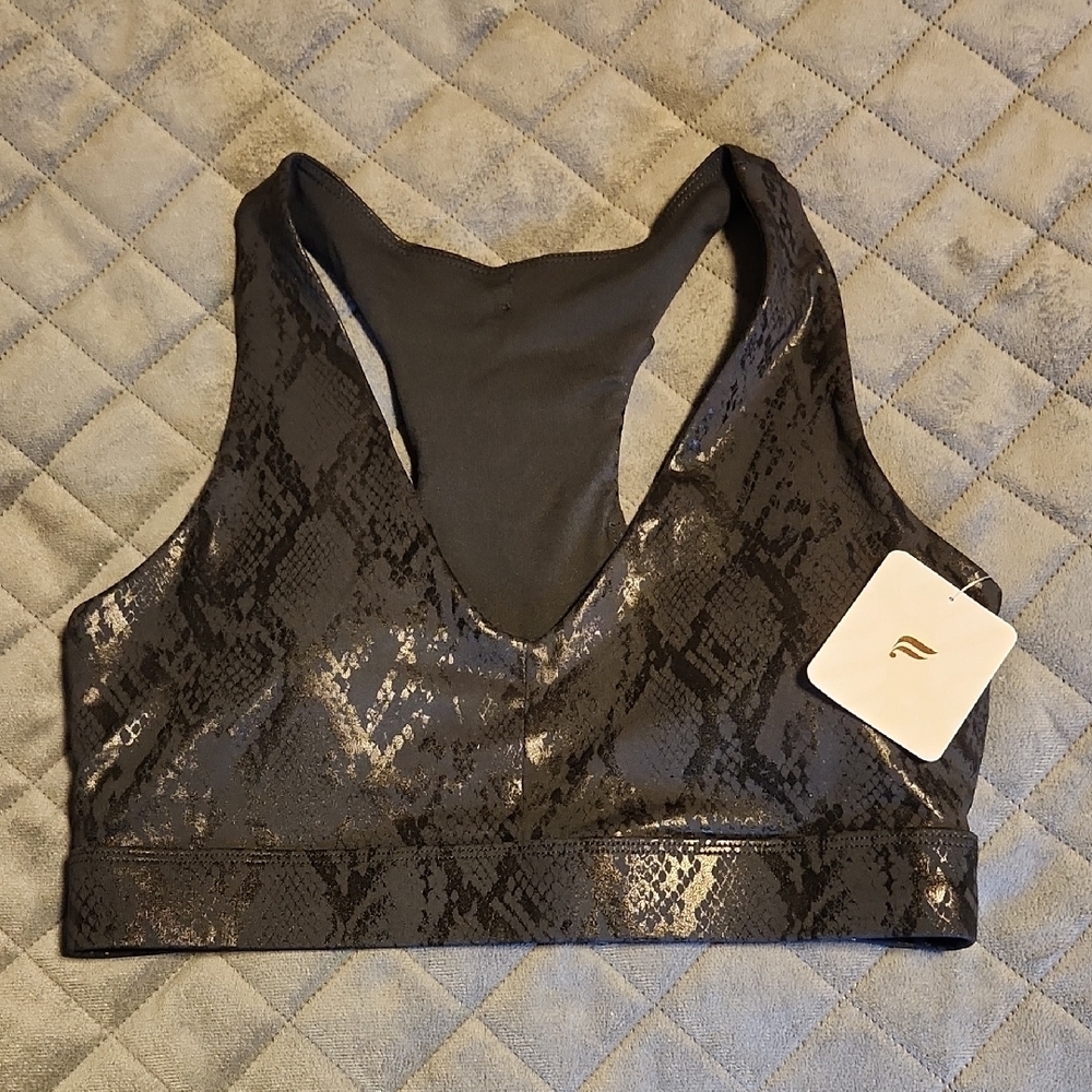 Fabletics Black Foil Snake Print ☆ Size SMALL Sports Bra ☆ Medium Impact ☆ NWT !